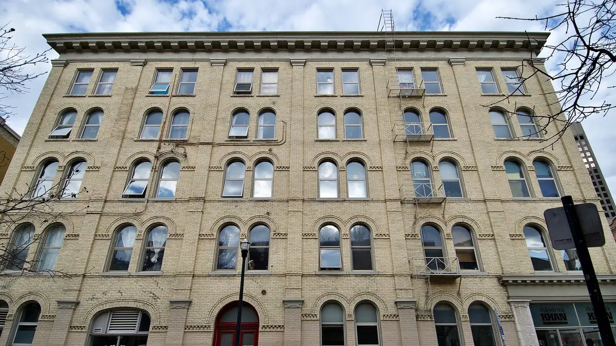 Winnipeg Loan FAQ, Winnipeg